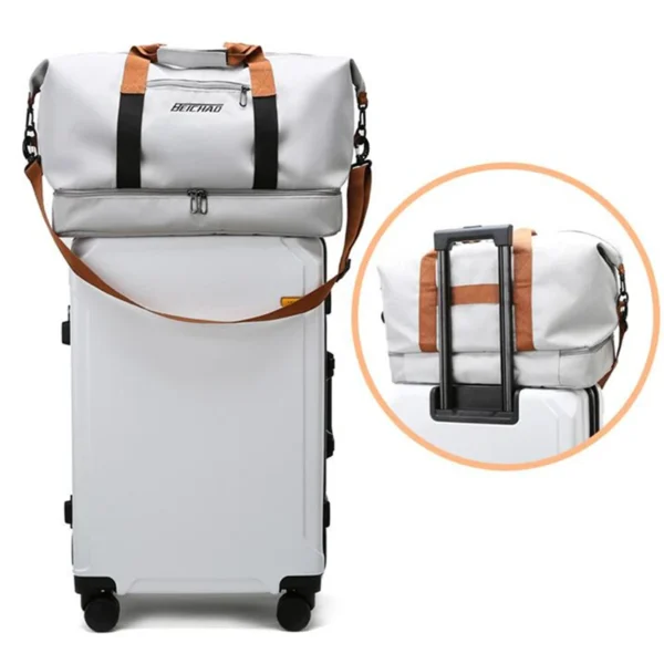 Travel Duffle Bag Unisex - Image 3